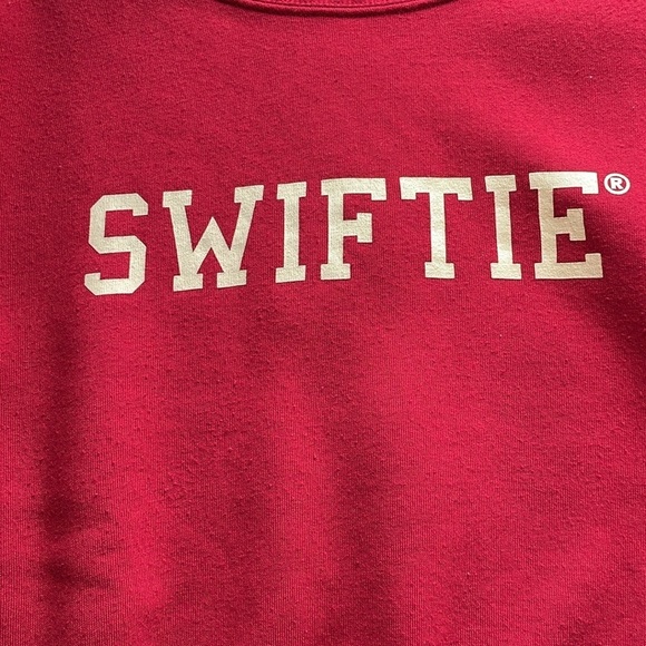 Taylor Swift Swiftie Sweatshirt Medium Red Hoodie Crewneck TS Merch Tour Red Era - Picture 10 of 14